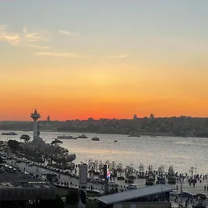 احجز هنا